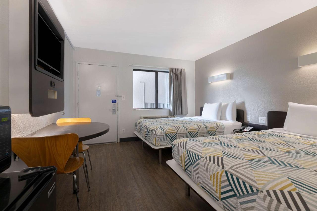 Motel 6-San Antonio, Tx - West Seaworld Εξωτερικό φωτογραφία