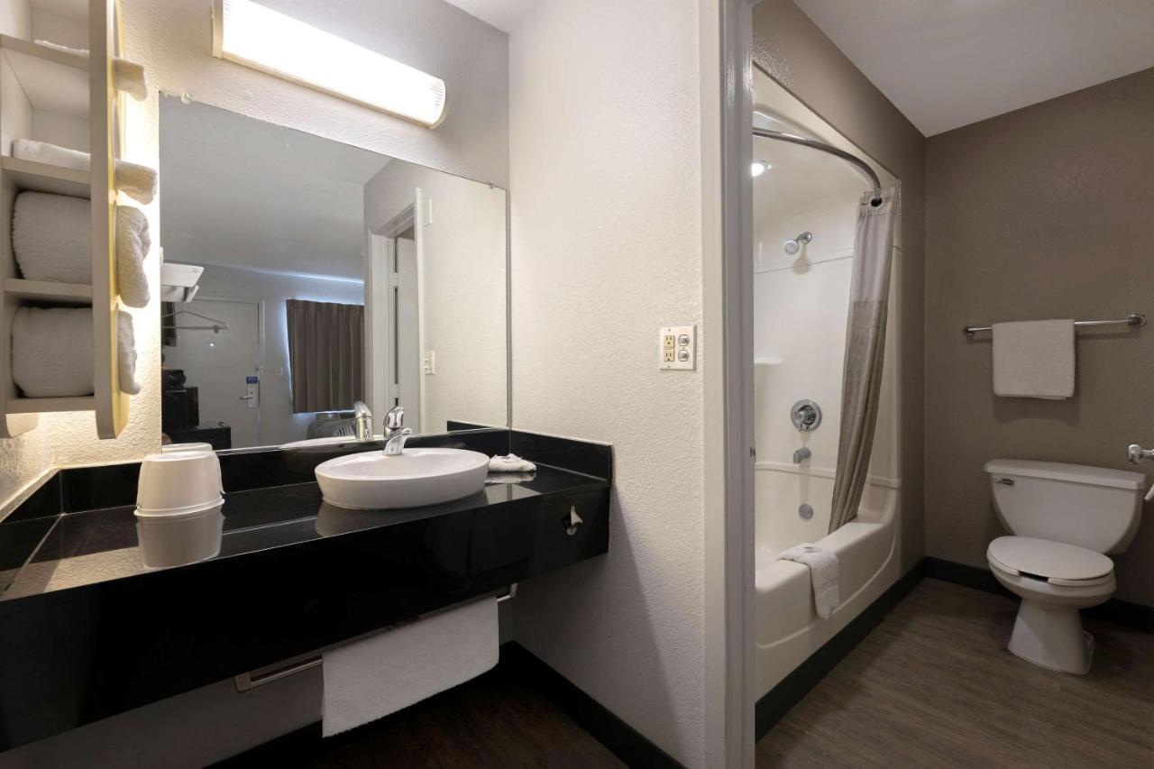 Motel 6-San Antonio, Tx - West Seaworld Εξωτερικό φωτογραφία