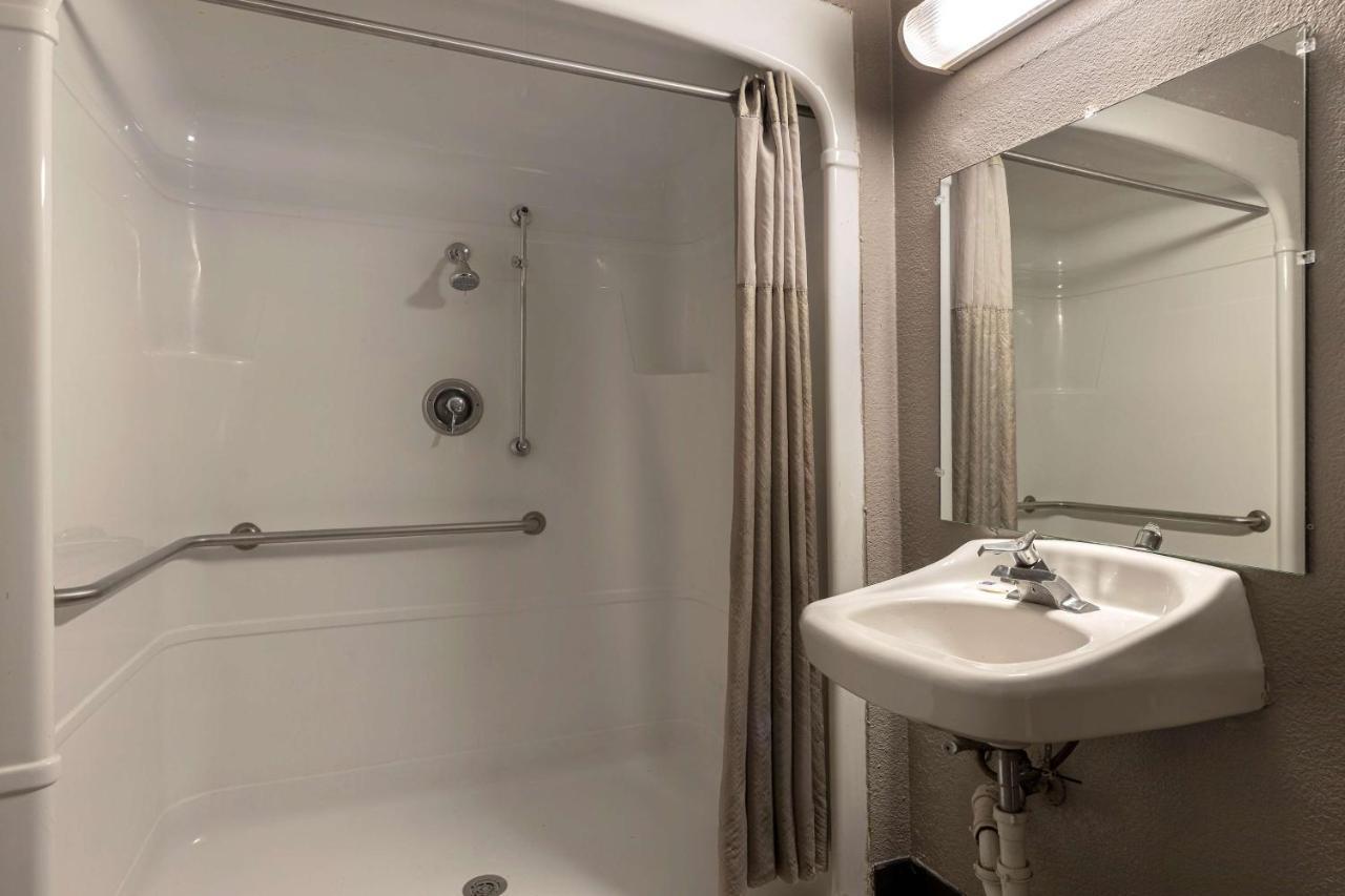 Motel 6-San Antonio, Tx - West Seaworld Εξωτερικό φωτογραφία